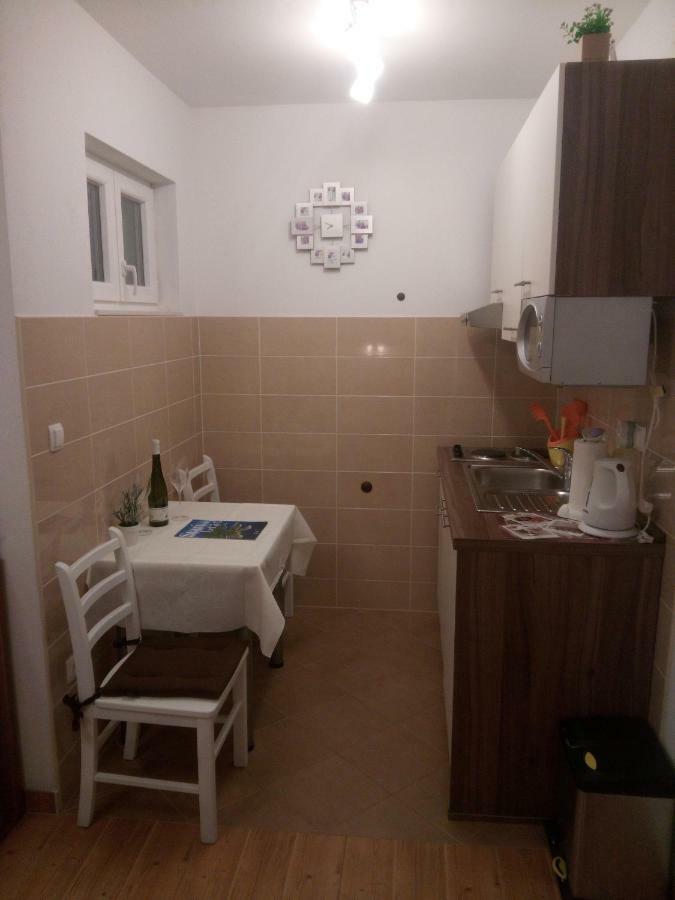 Apartmani Lomar Stari Grad  Exteriér fotografie