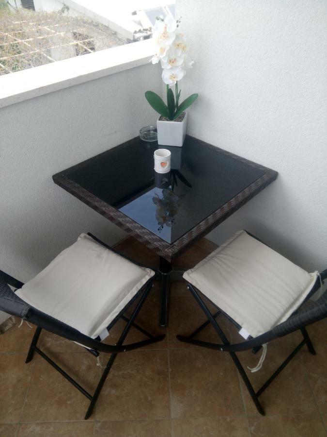 Apartmani Lomar Stari Grad  Exteriér fotografie