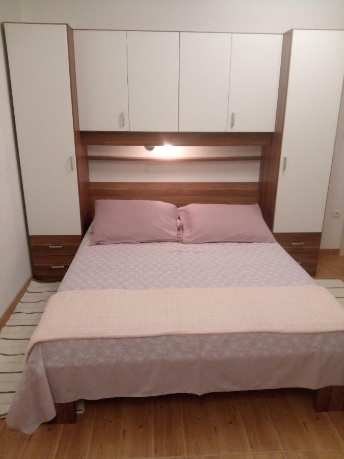 Apartmani Lomar Stari Grad  Exteriér fotografie