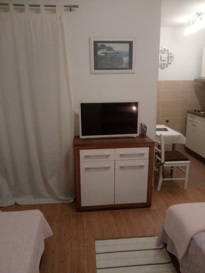 Apartmani Lomar Stari Grad  Exteriér fotografie
