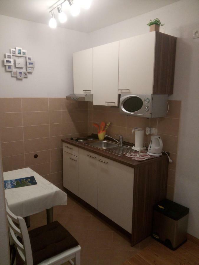 Apartmani Lomar Stari Grad  Exteriér fotografie