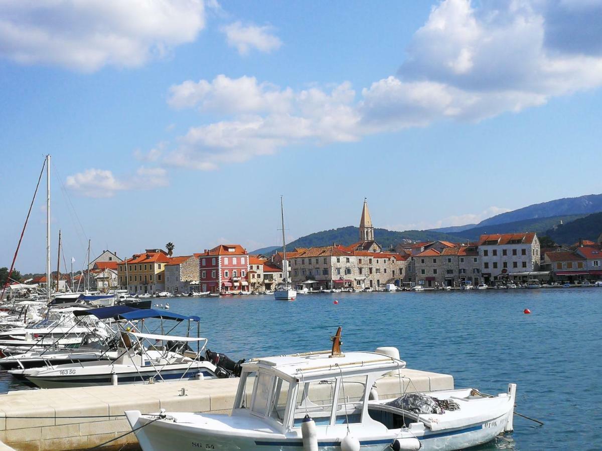 Apartmani Lomar Stari Grad  Exteriér fotografie