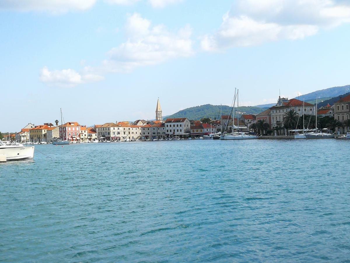 Apartmani Lomar Stari Grad  Exteriér fotografie